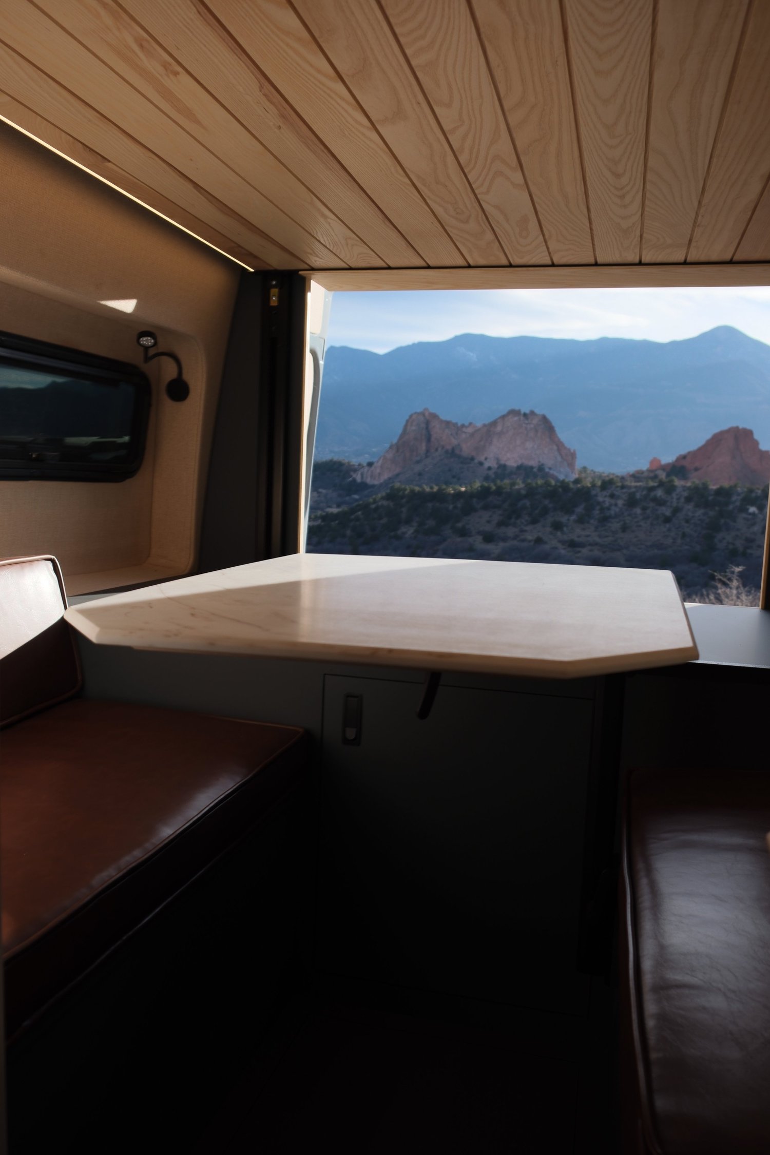 Midnight rear dinette beneath the raised bed